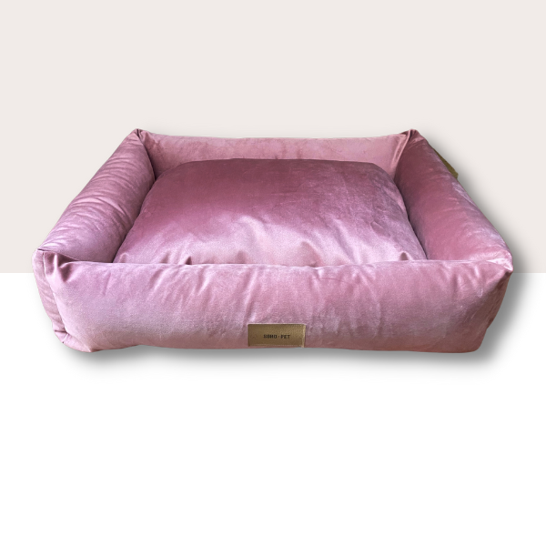 Cama modelo Box felpa rosa